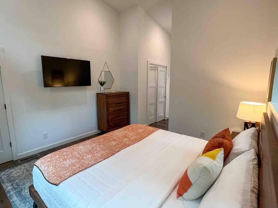 הוילה Sautee Nacoochee Modern Mountain Getaway With Hot Tub, Fire Pit מראה חיצוני תמונה