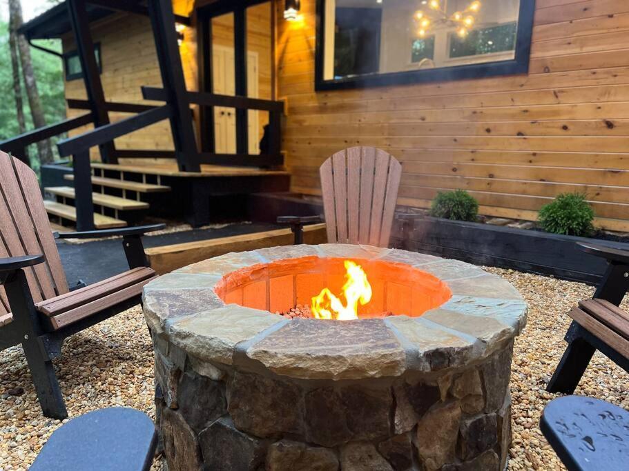 הוילה Sautee Nacoochee Modern Mountain Getaway With Hot Tub, Fire Pit מראה חיצוני תמונה