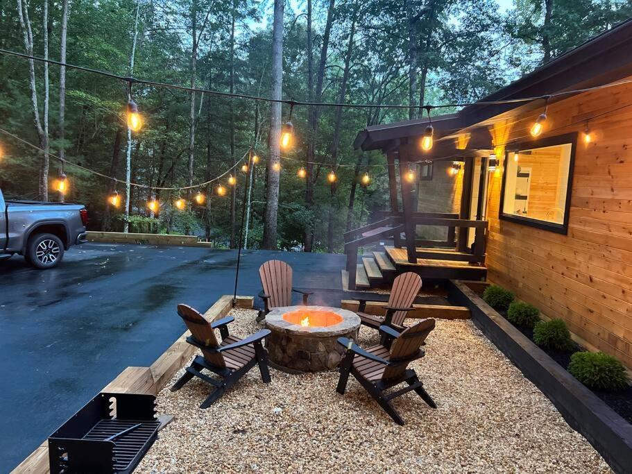 הוילה Sautee Nacoochee Modern Mountain Getaway With Hot Tub, Fire Pit מראה חיצוני תמונה
