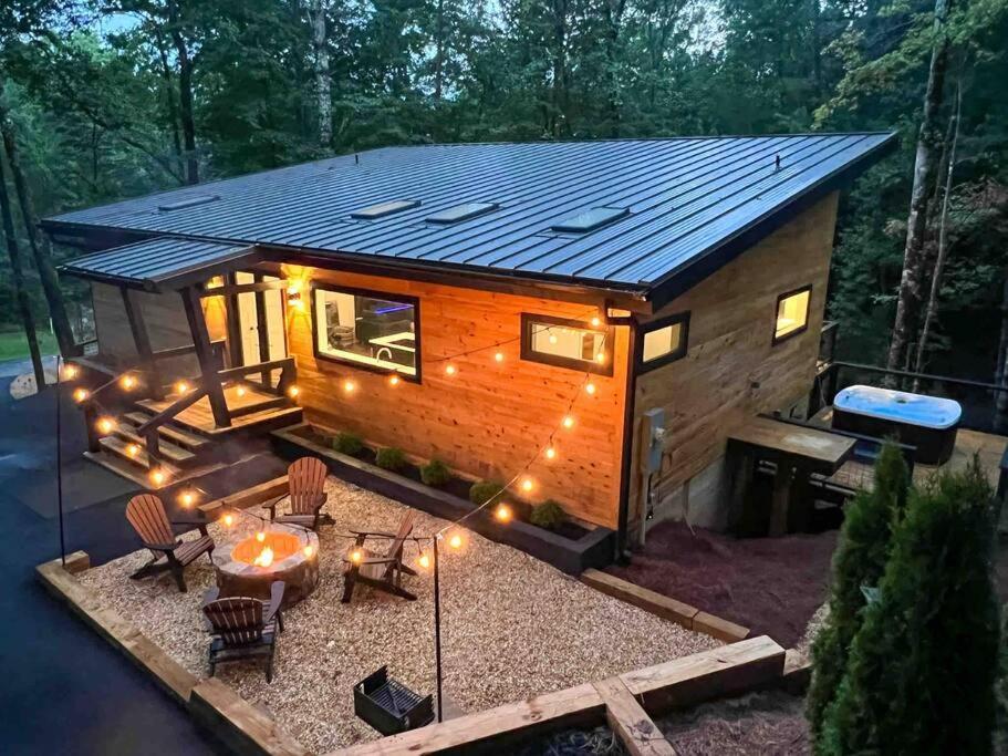 הוילה Sautee Nacoochee Modern Mountain Getaway With Hot Tub, Fire Pit מראה חיצוני תמונה